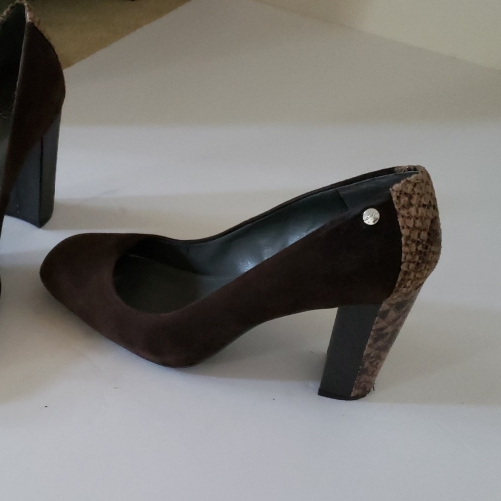 Shoes - Picture 2 of 3